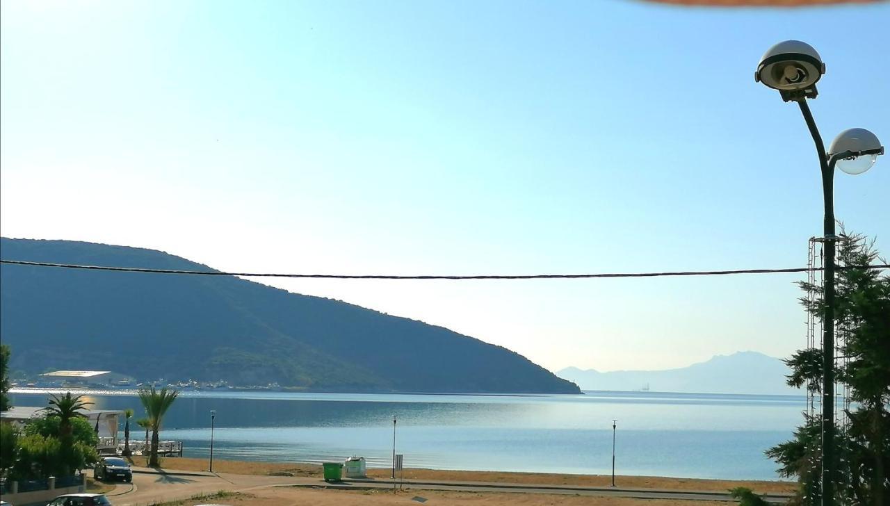 Myrsini'S Sea View Apartment Nea Peramos (Macedonia) Exterior foto