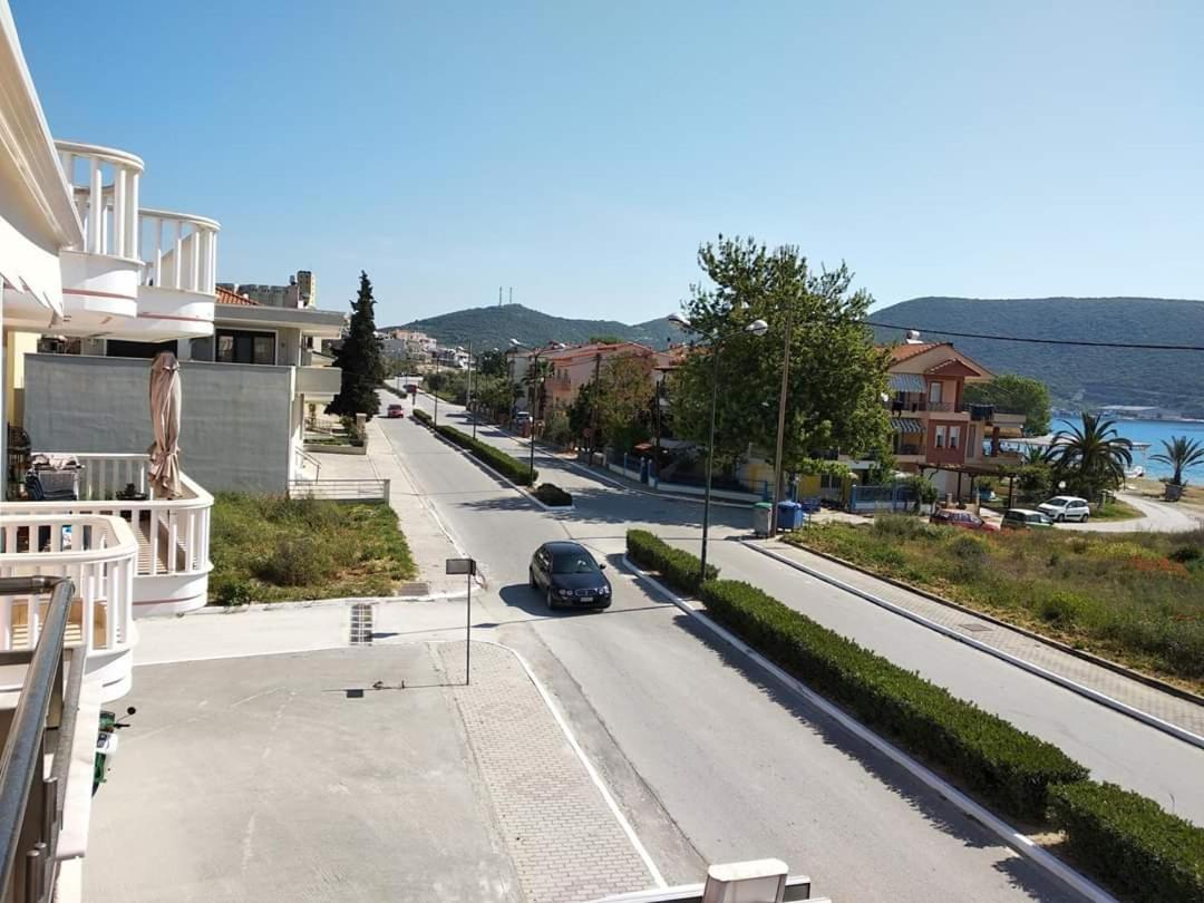 Myrsini'S Sea View Apartment Nea Peramos (Macedonia) Exterior foto